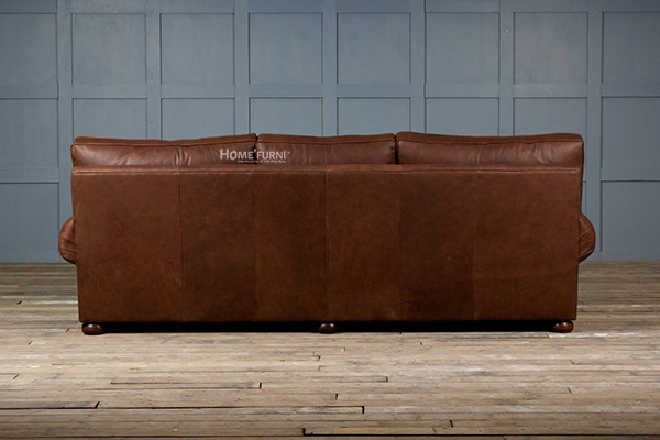 Mặt lưng cao của dòng sofa Lancaster