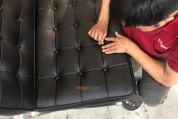 Sofa Barcelona được hoàn thiện từ bàn tay tỉ mỉ của người thợ lành nghề